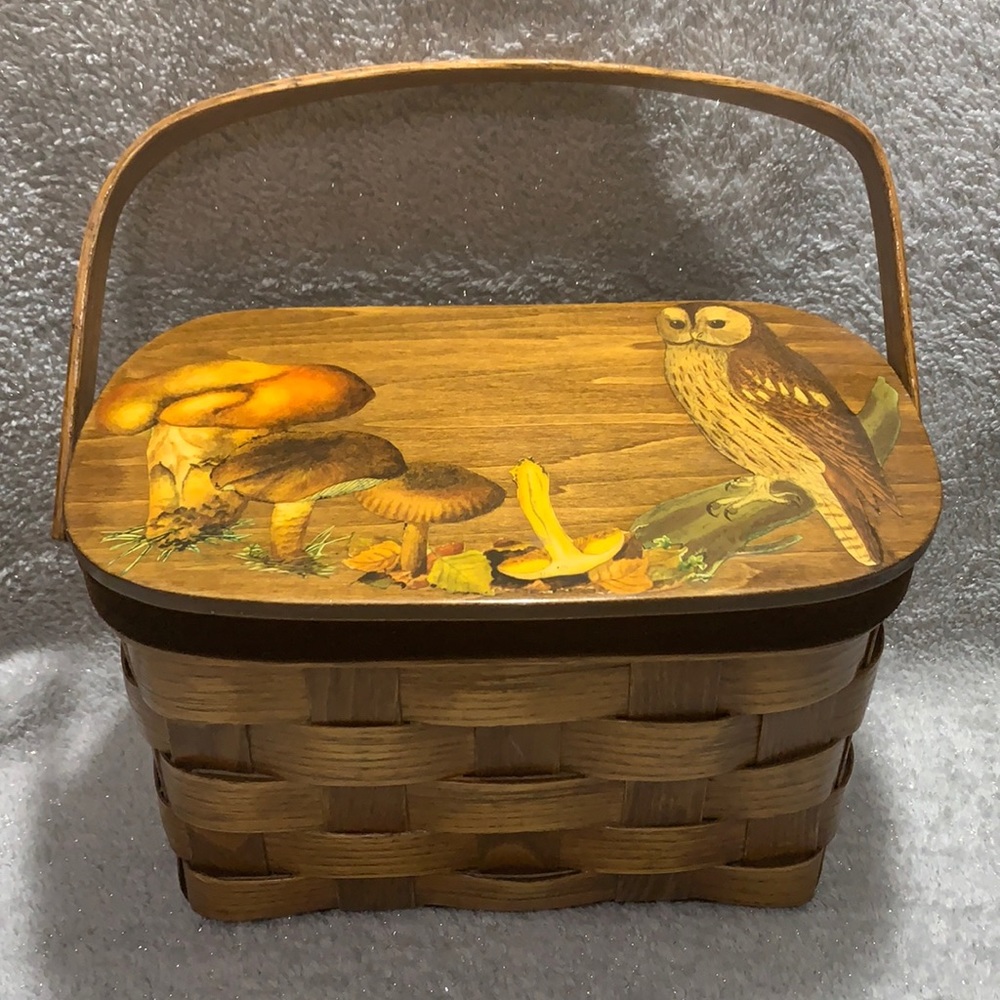 Wooden basket purse